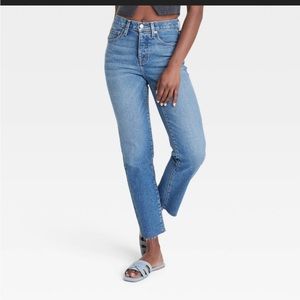 Universal Thread 80’s Straight Leg Jeans size 8 **see Size Note!